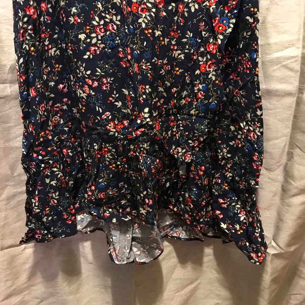 Dress - Picture 2 of 5